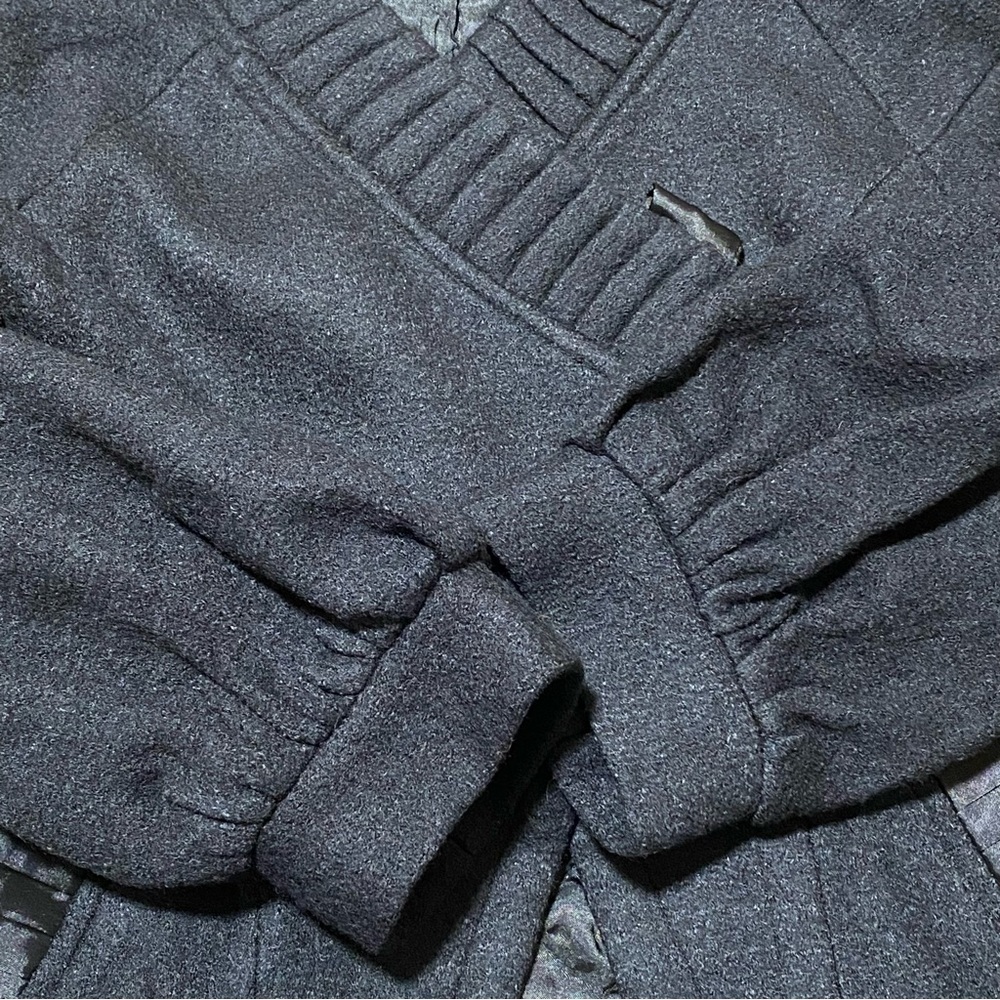 C. LUCE VINTAGE LONG SLEEVE SHORT BLACK COAT JACKET WITH RIBBON TIES - Picture 5 of 10